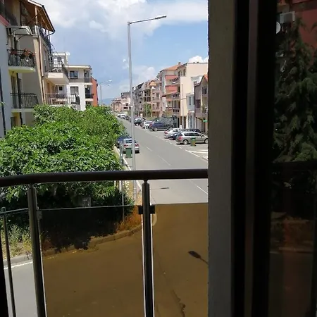Apartment къща поморини