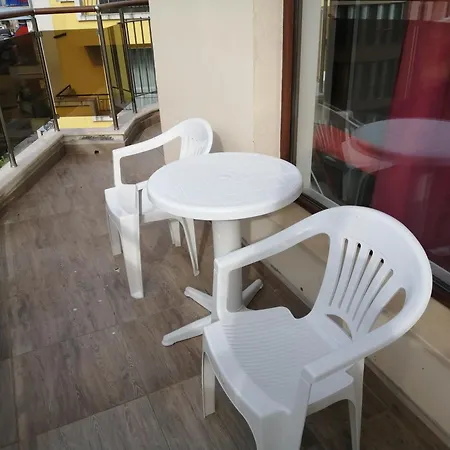 Apartment къща поморини
